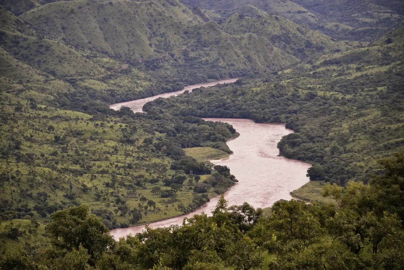 The upper Omo River cutting through the highlands
